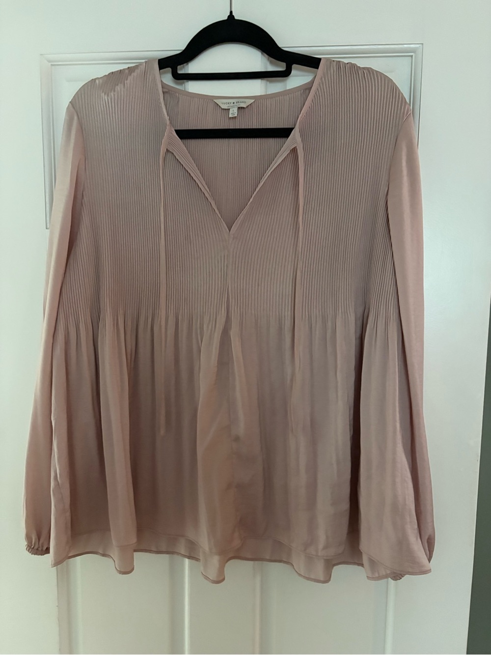 Lucky Brand Blush Pink Pleated V-Neck Peasant Blouse